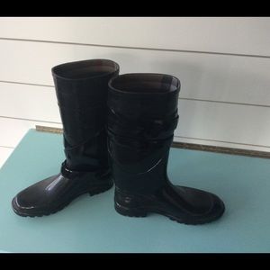 Burberry rain boots
